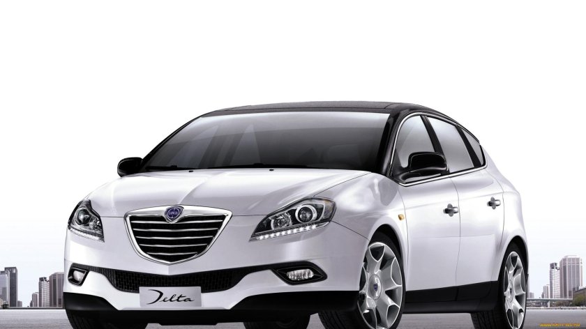 Машина лянча дельта 3