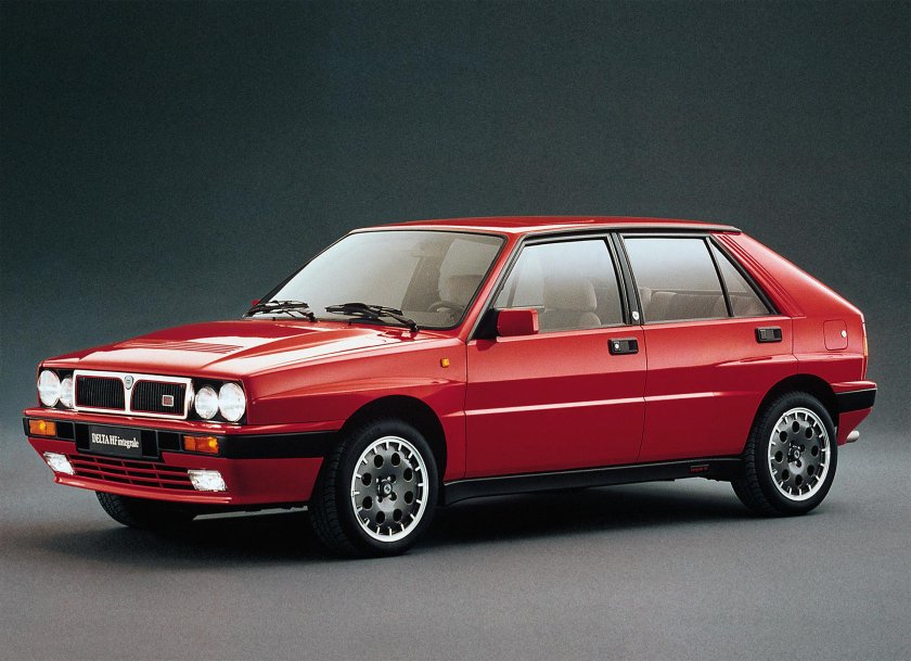 Lancia Delta 1 поколение