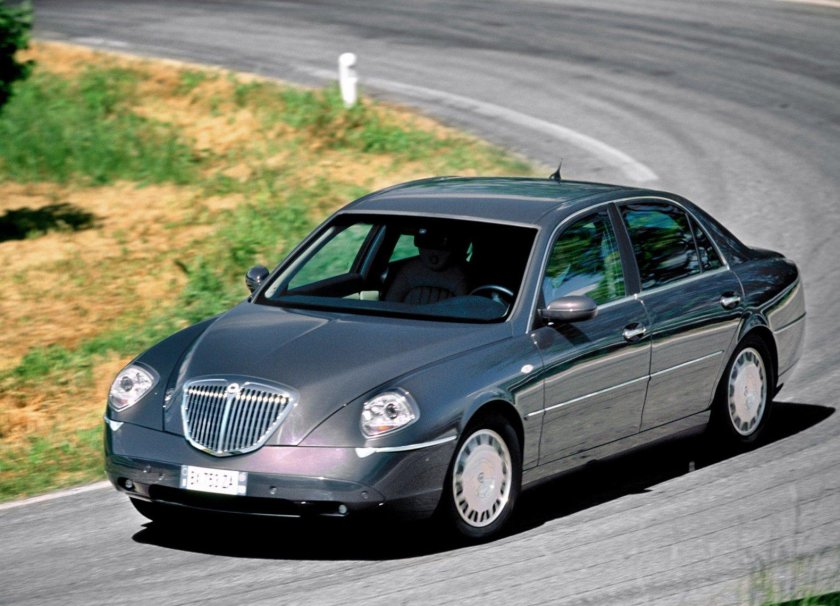 2002 Lancia thesis