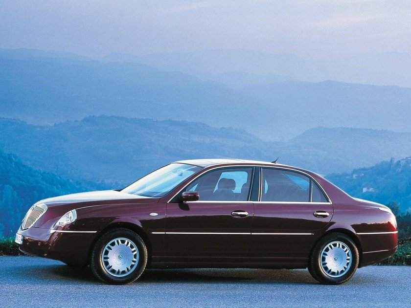 Lancia thesis 2.4