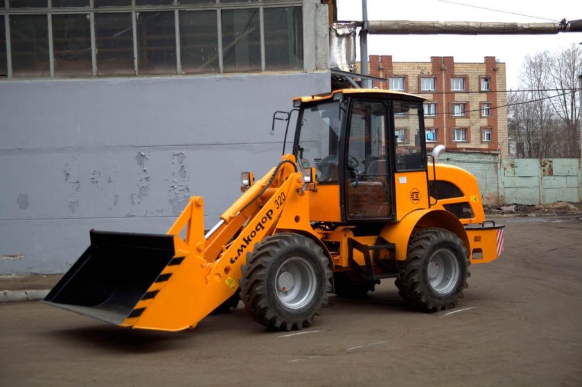 Погрузчик Амкодор 320