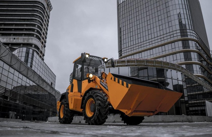 Амкодор w200c