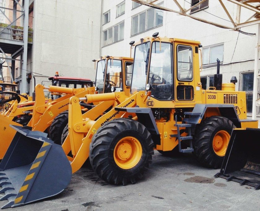 Фронтальный погрузчик Амкодор 333в
