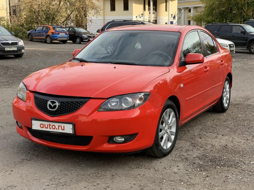 Мазда 3 2008 седан красная