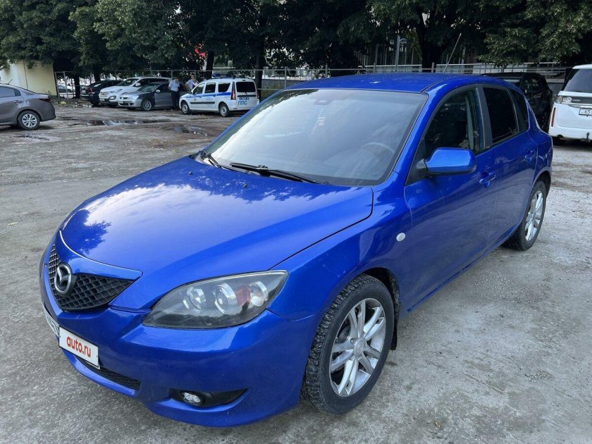 Мазда 3 хэтчбек синяя