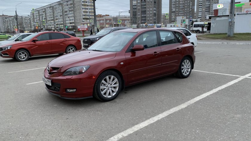 Мазда 3 2007 хэтчбек