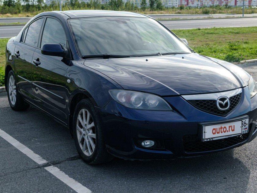 Мазда 3 2008 синяя