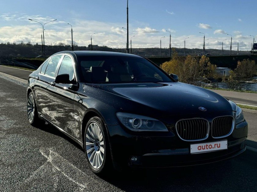 Бмв 7 серии 2010