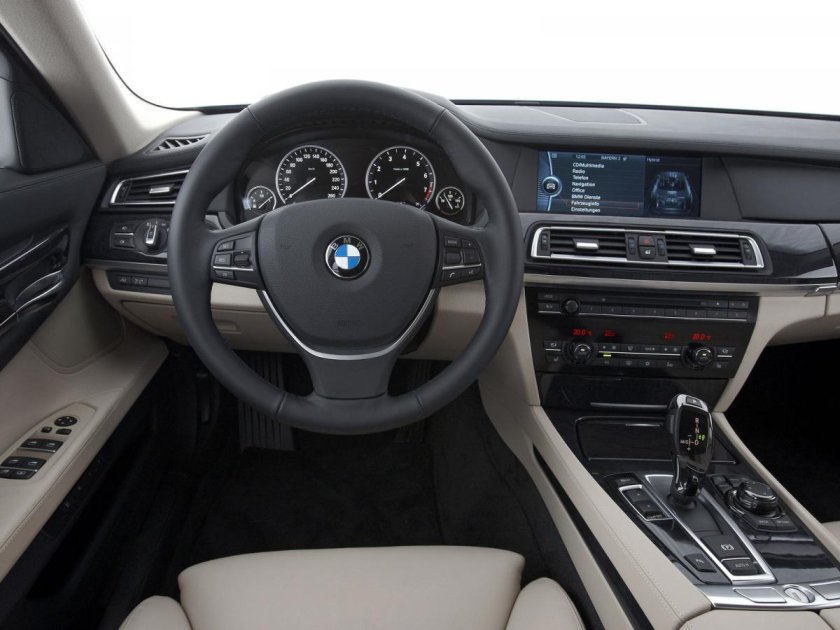 BMW ACTIVEHYBRID 7