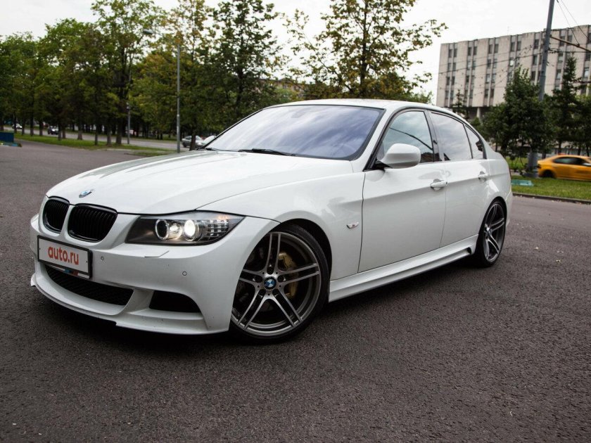 BMW 3 e90 белая