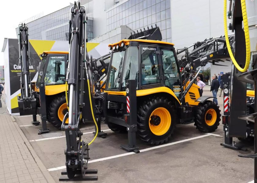 Экскаватор погрузчик cukurova 888