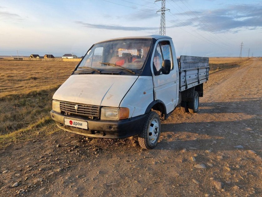 Грузовой ГАЗ 330 бортовой