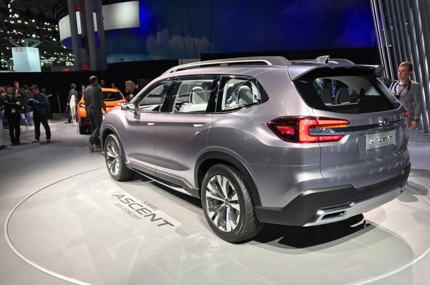 Субару 7 местный Ascent