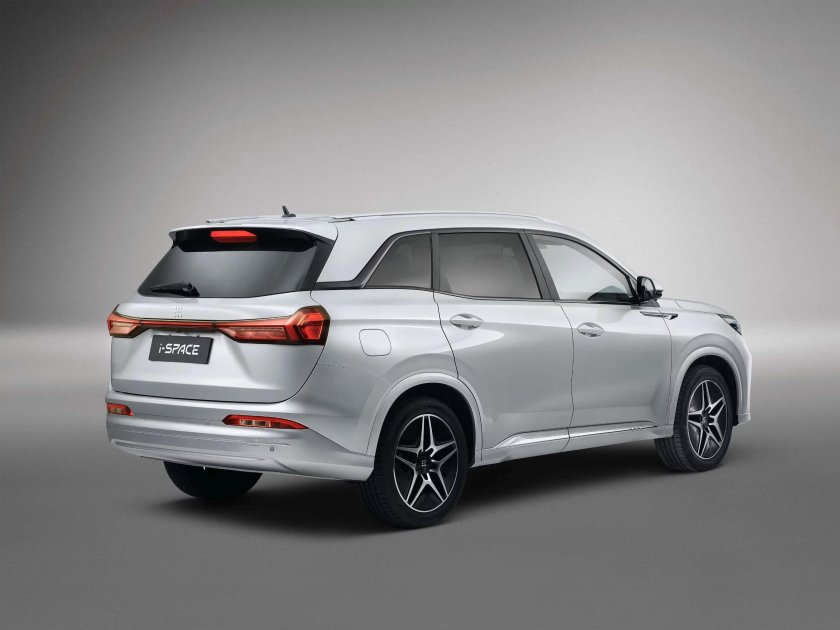 Анонсирована первая гибридная модель АВТОВАЗА