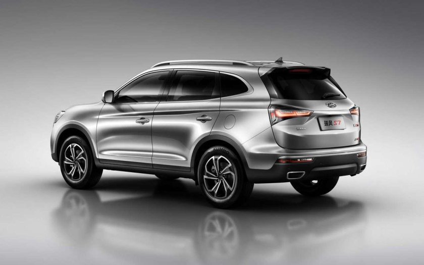 JAC паркетник s7