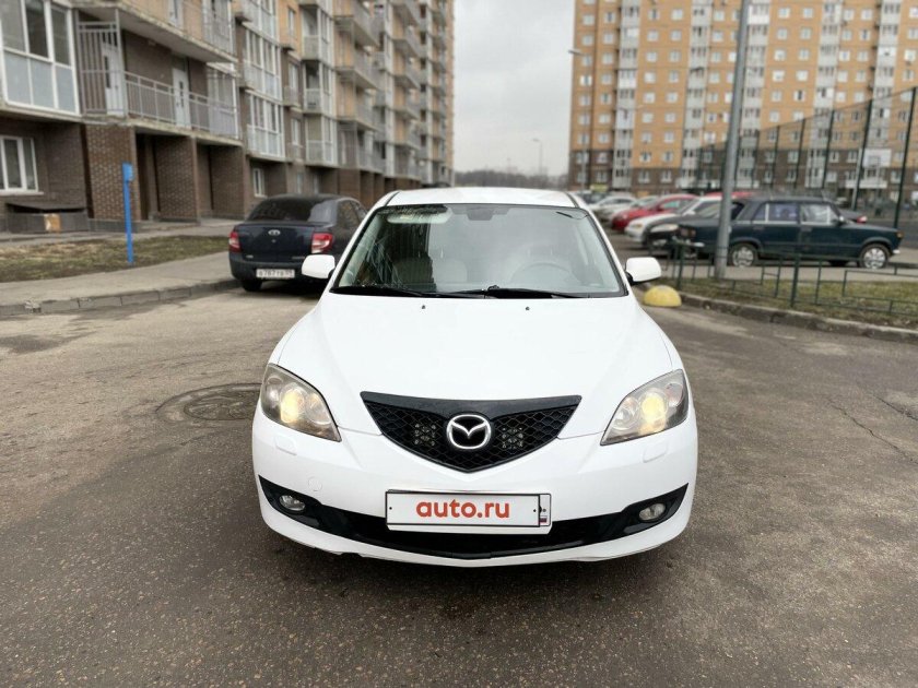 Mazda 3 i bk