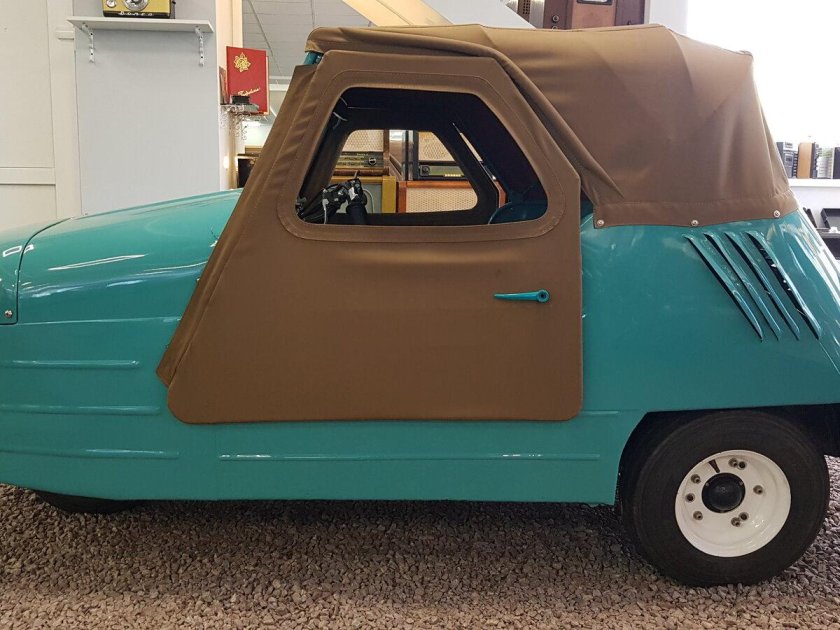 Мотоколяска СМЗ С-1л