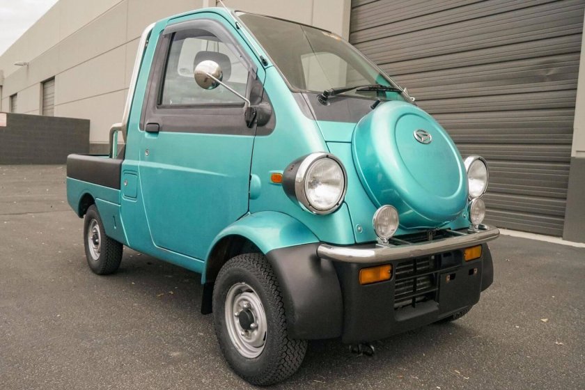 Daihatsu midget 2
