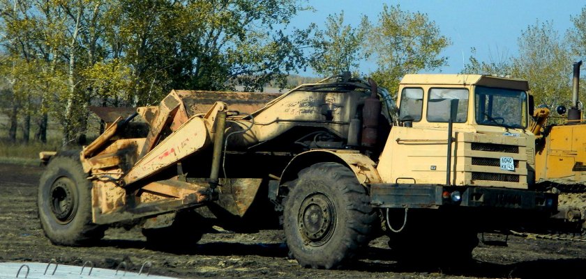 Скрепер МОАЗ-6014