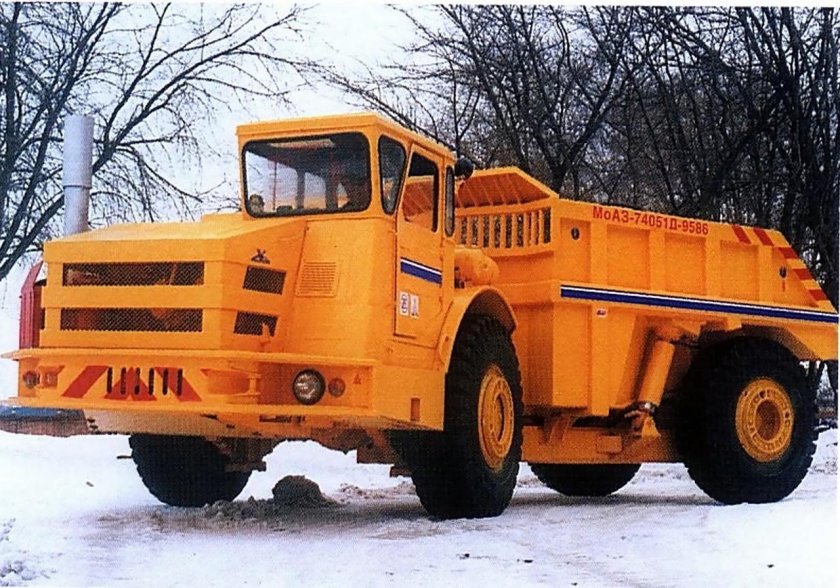 Самосвал шахтный МОАЗ-74051-9586