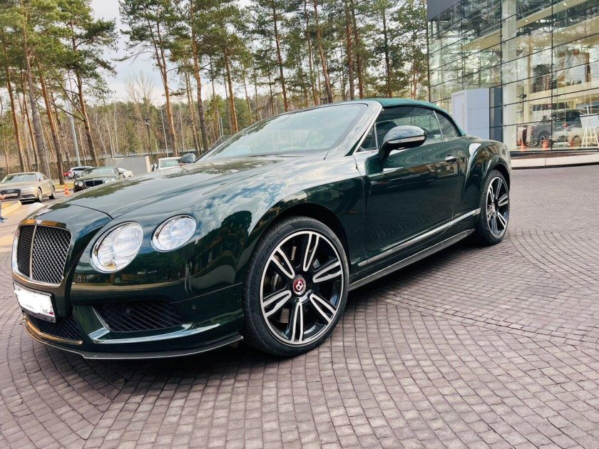 Bentley continental gt v 8