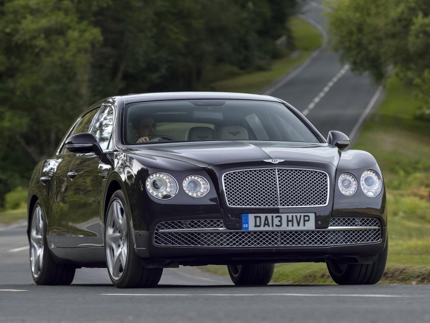 Седан Bentley Flying Spur