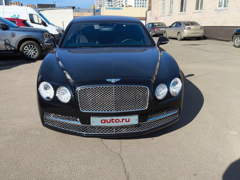 Бентли флайн спур