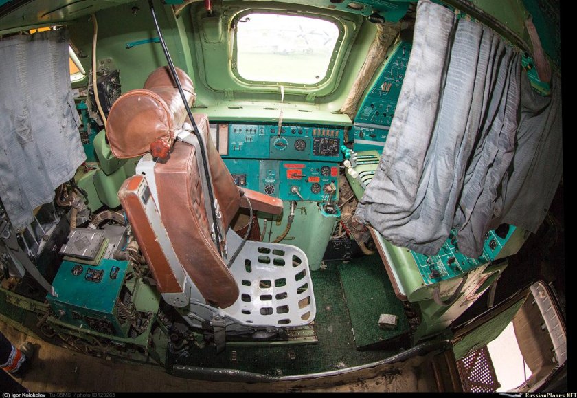 Ту-95мс кабина