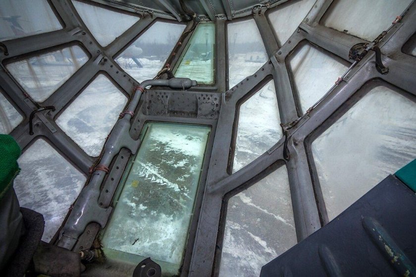 Ил-76 кабина штурмана