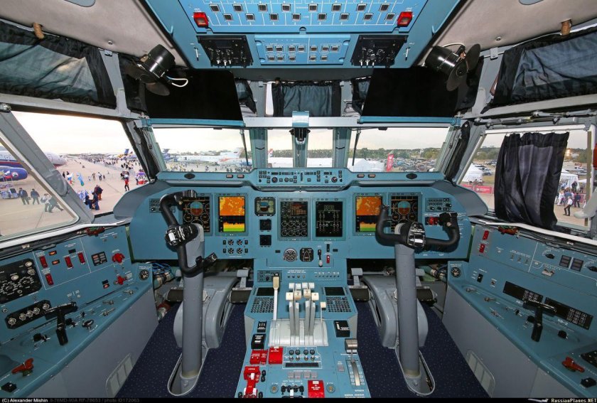 Ил 76 МД кабина