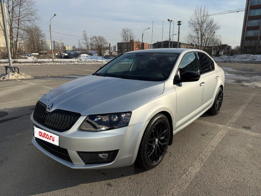 Skoda octavia 2017 серебристый