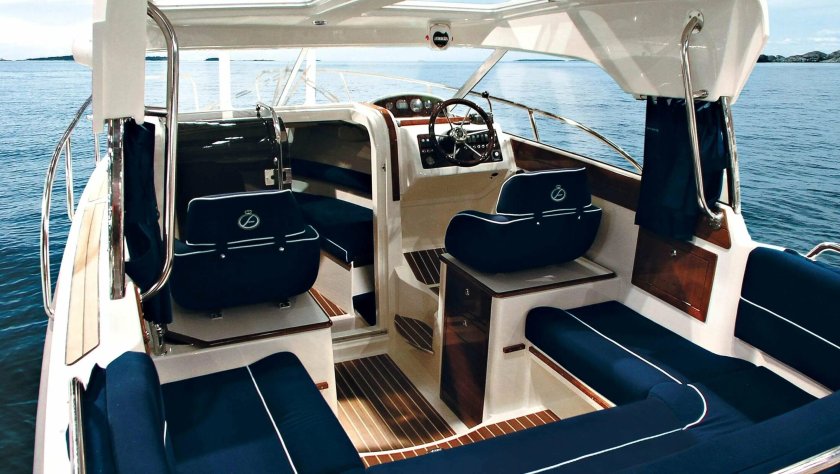 Катер Аквадор 23