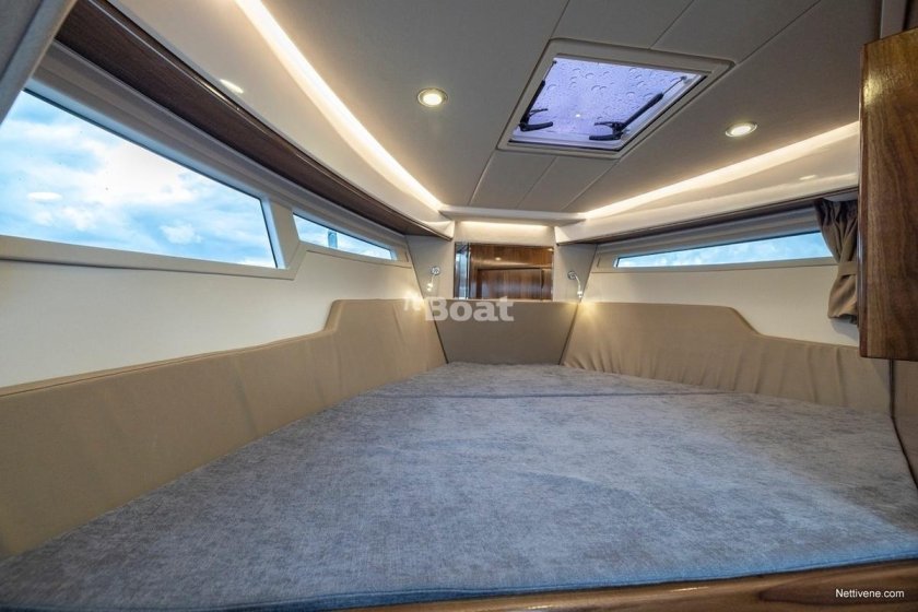 Beneteau antares 11 fly