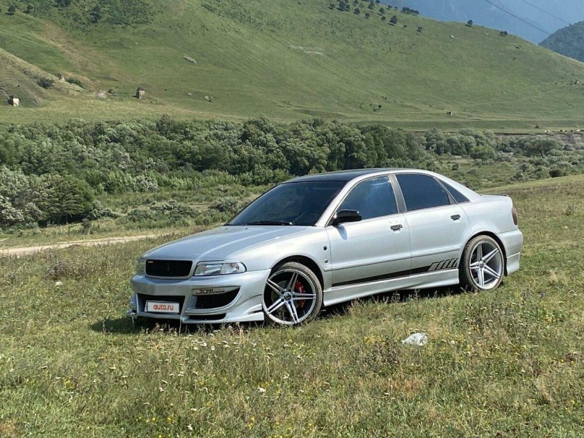 Lexus is 300 и Toyota Altezza