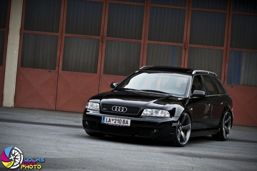 Audi rs4 b5