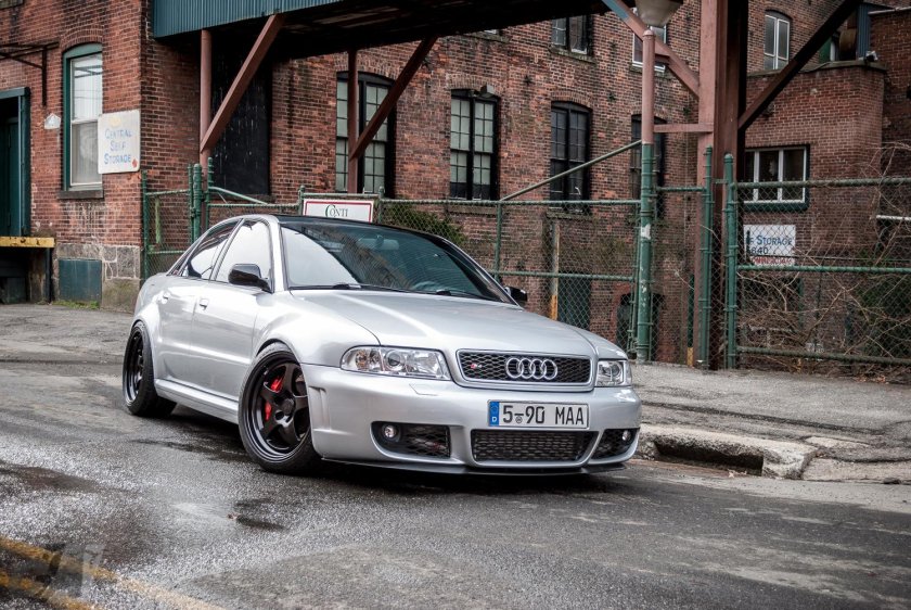 Audi s4 b5