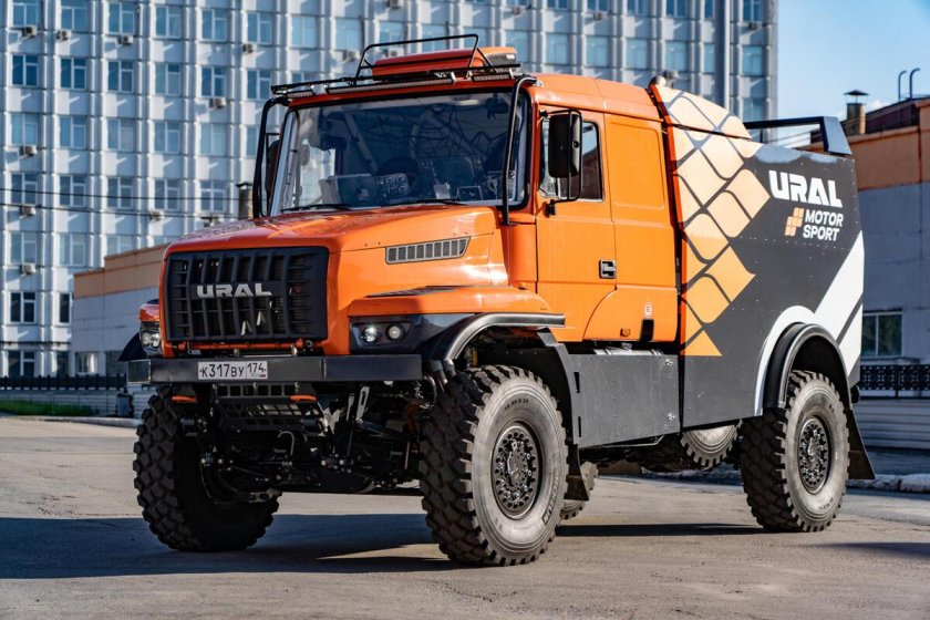 Урал 2022 тягач
