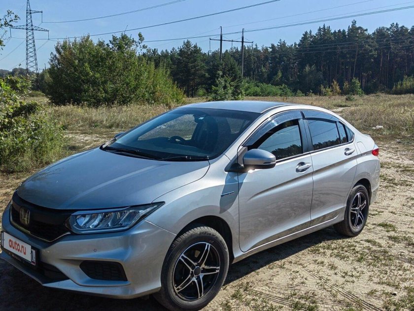 Хонда Грейс гибрид