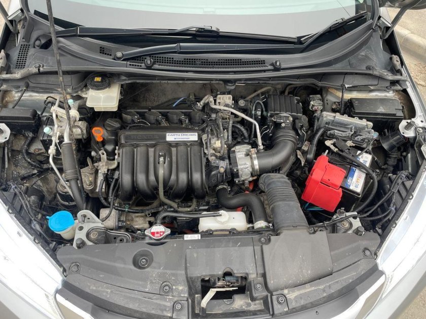 Серая хонда