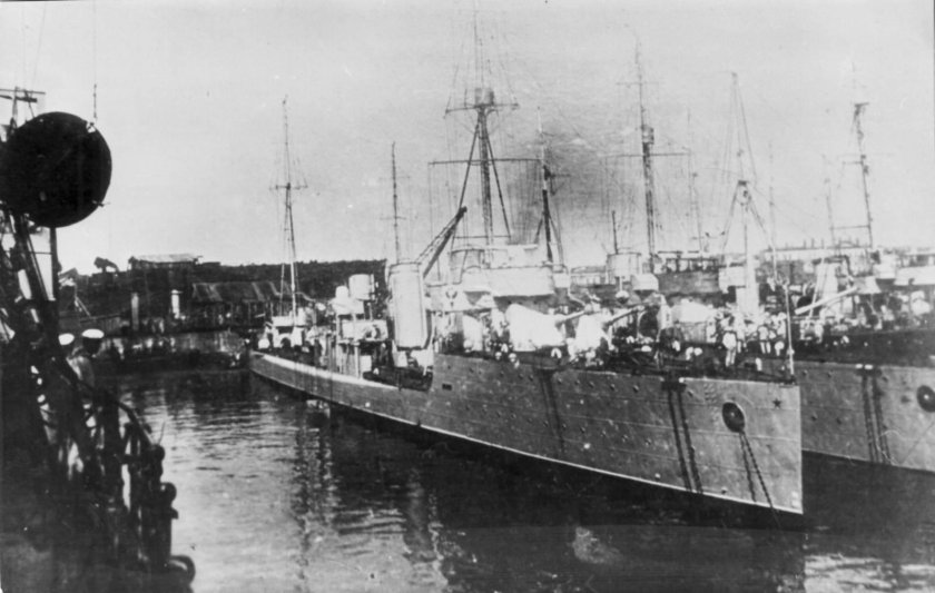 Эсминец Карл Маркс