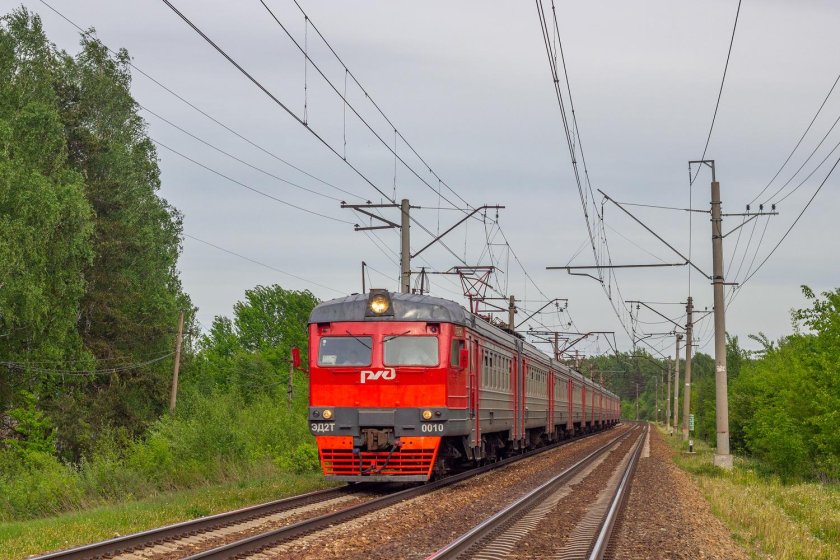 Электричка эт 2 м