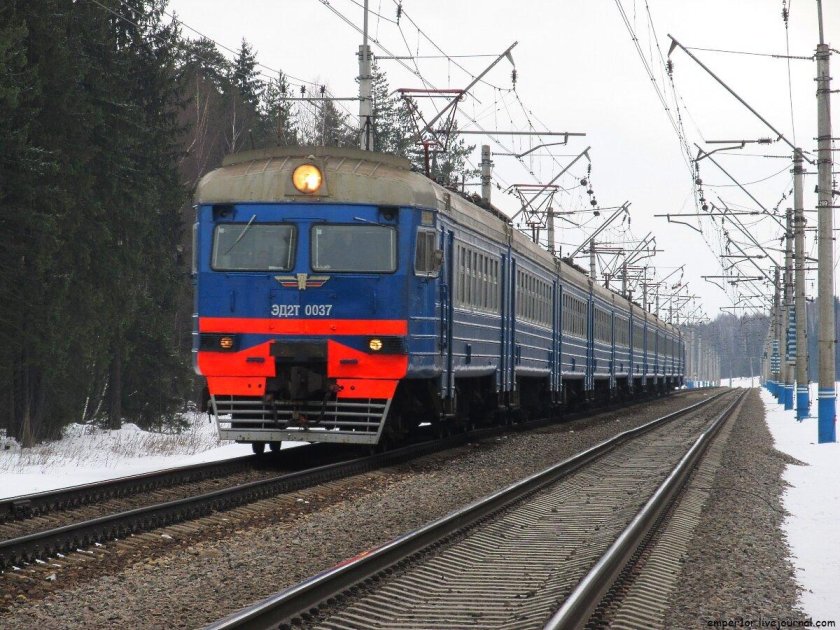 Эд2т электропоезд Технопарк