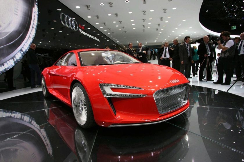 Audi r8 e-tron