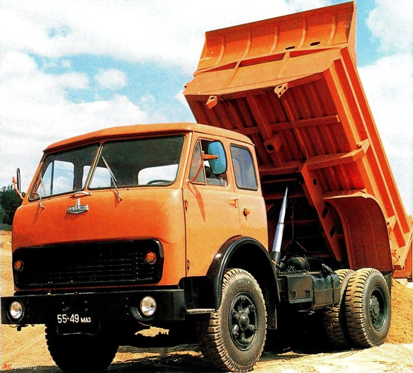 МАЗ-5549 самосвал