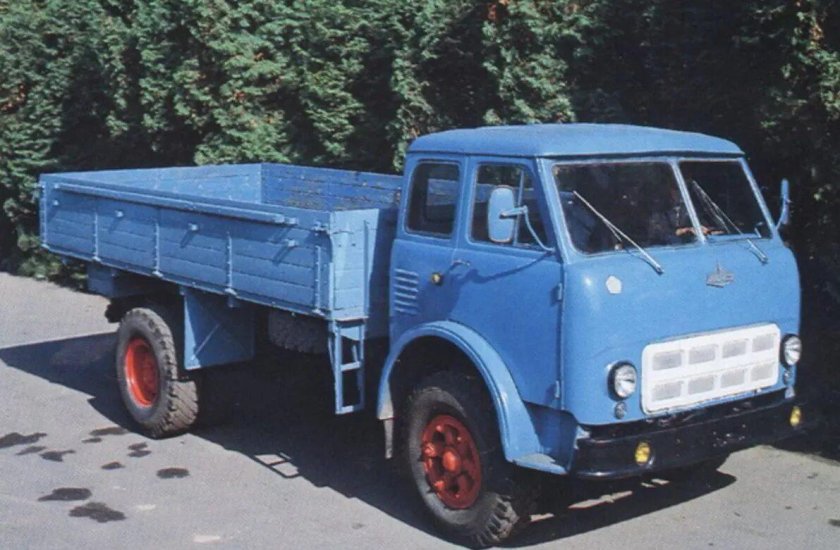 МАЗ-500а бортовой