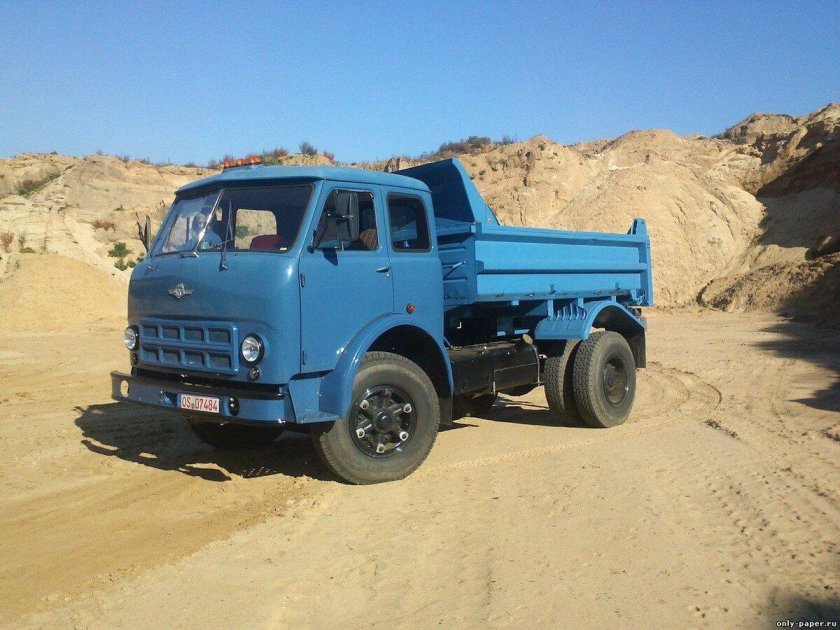 МАЗ 500 самосвал