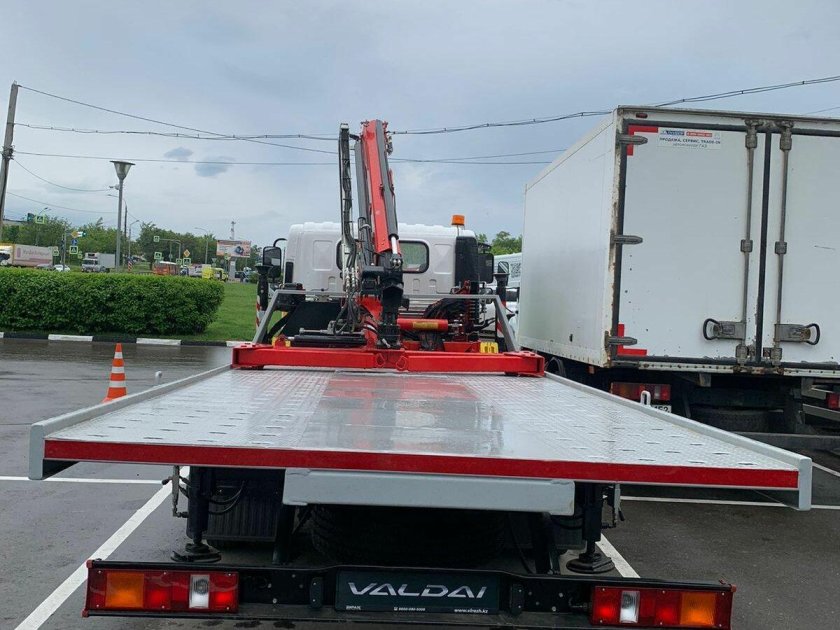 Эвакуаторная платформа хино 300