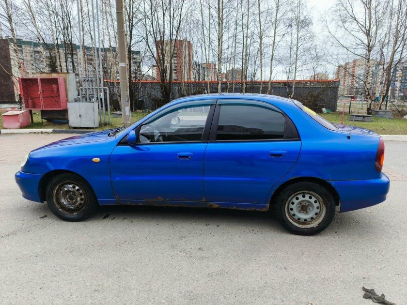 Chevrolet lanos синий 2009