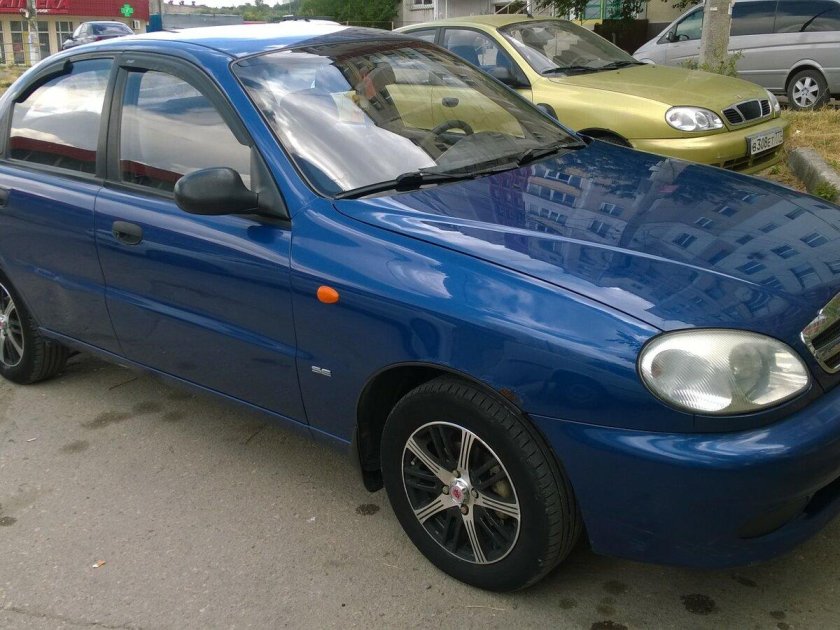 Шевроле Ланос синий