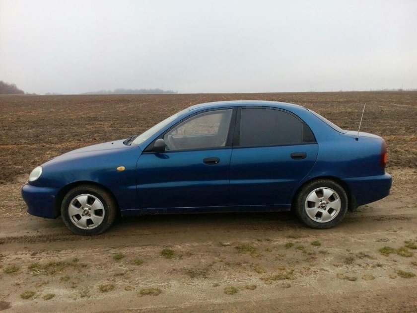 Шевроле Ланос синий